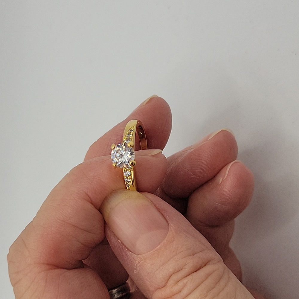 Beautiful Ring - image 1